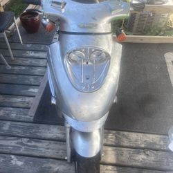 50cc Bahama Moped For Parts