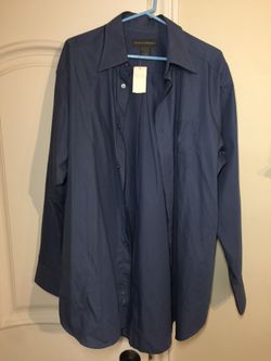 Brand New Men’s Banana republic dark blue dress shirt - size Large