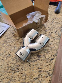 Brand New Open Box Car Exhaust Tip