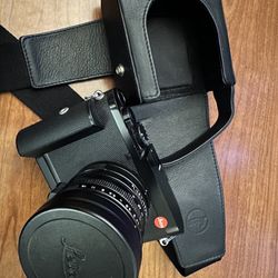 Leica Q2 In Great Condition With Extras
