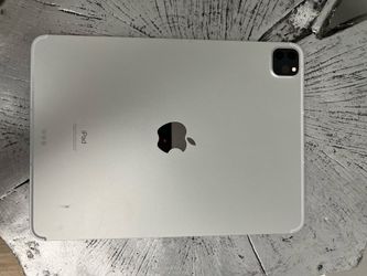 iPad Pro 11 inch 3rd Gen cellular 128 GB