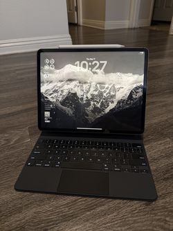 iPad Pro 12.9-inch M1 Cellular with Apple Magic Keyboard and Apple Pencil