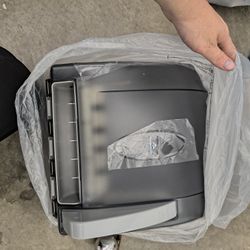 Georgia Pacific Paper Towel Dispenser 