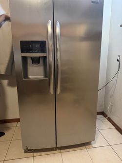 Frigidaire Refrigerator