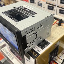 7” Double Din/ Touchscreen.. Brand New