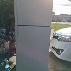 Apt size fridge