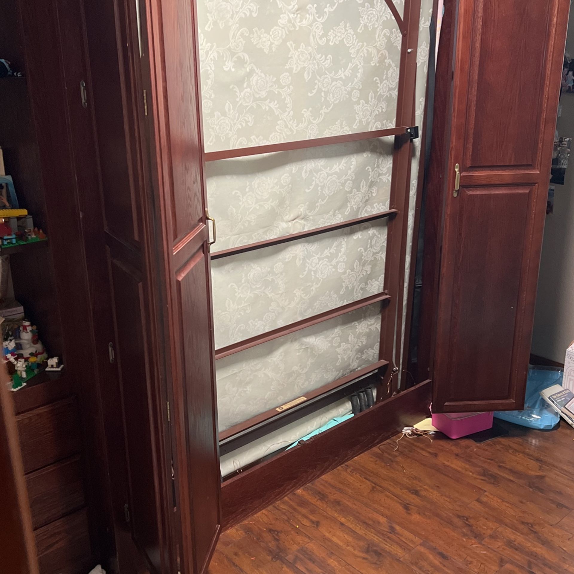 Murphy Bed for Sale in Chandler, AZ OfferUp