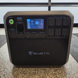 BLUETTI AC200P Portable Power Station