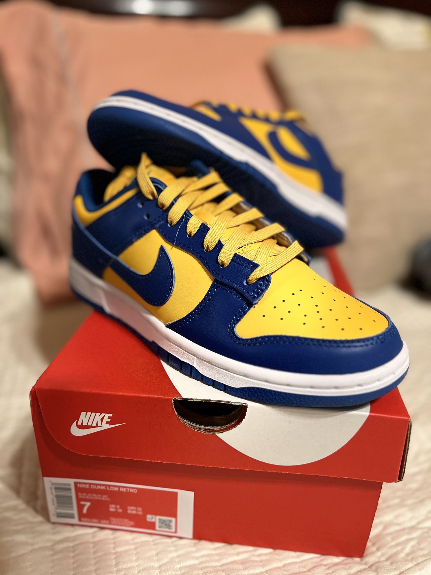 Nike Dunk Low UCLA Size 7