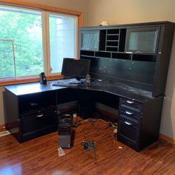 Corner Desk
