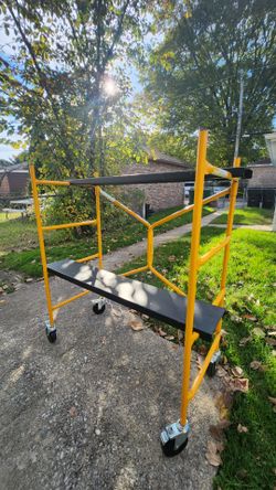 Mini Scafold Platform with Wheels
