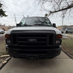 2008 Ford E-250 Work Van 