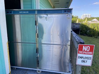 Alto-Shaam 1000-BQ2/192 69" Heated Cabinet, Banquet