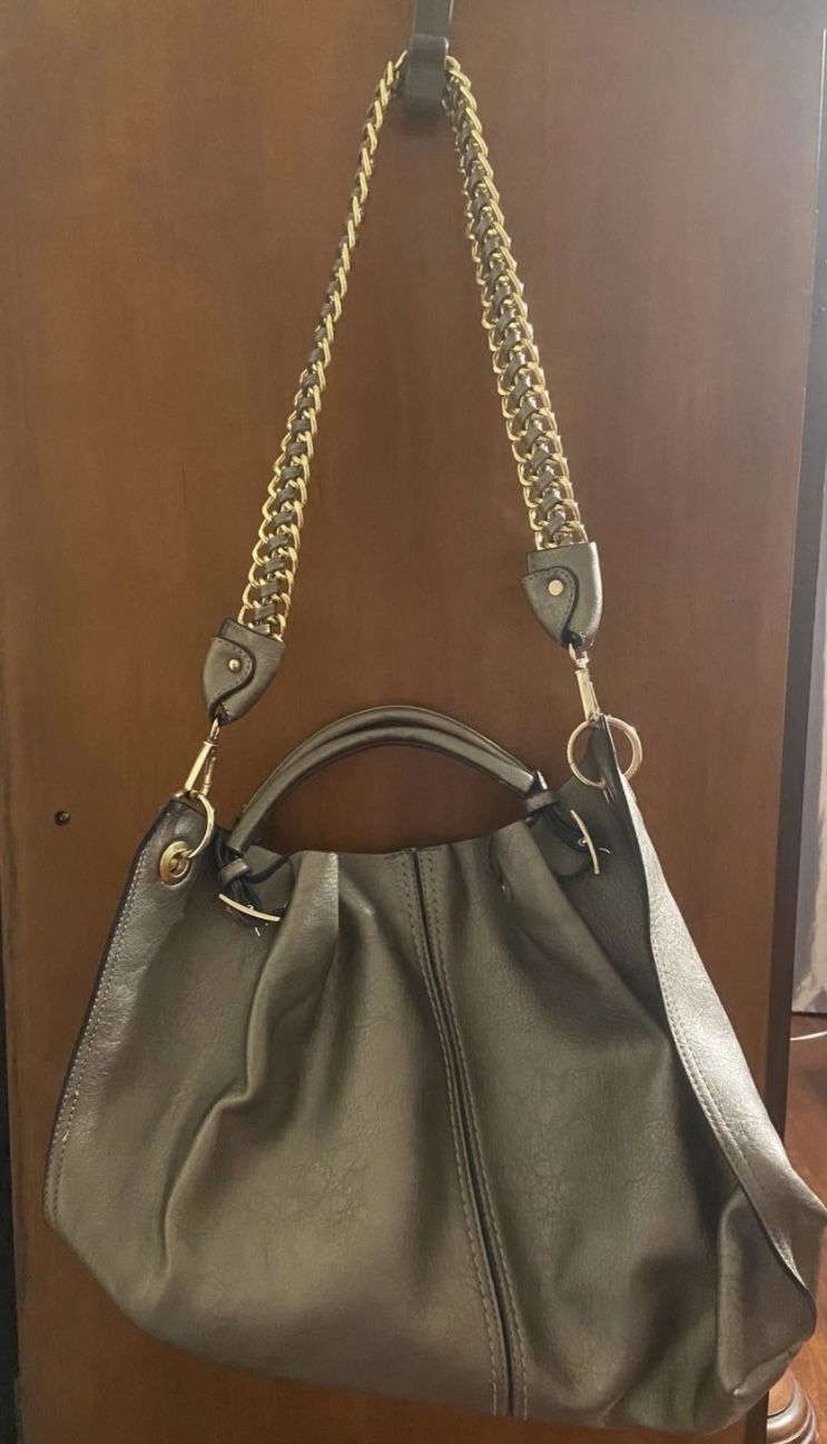 LARGE SILVER PURSE - TWO PICS ATTACHED - SEE THE DESCRIPTION