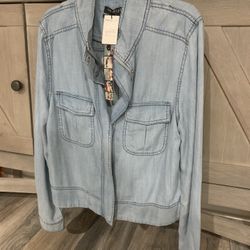 💙 New Denim Jacket, Light Wash Denim Jacket, Jean Jacket,  Lightweight Denim Jean Jacket - New 💙 