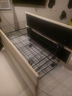 Queen matress frame