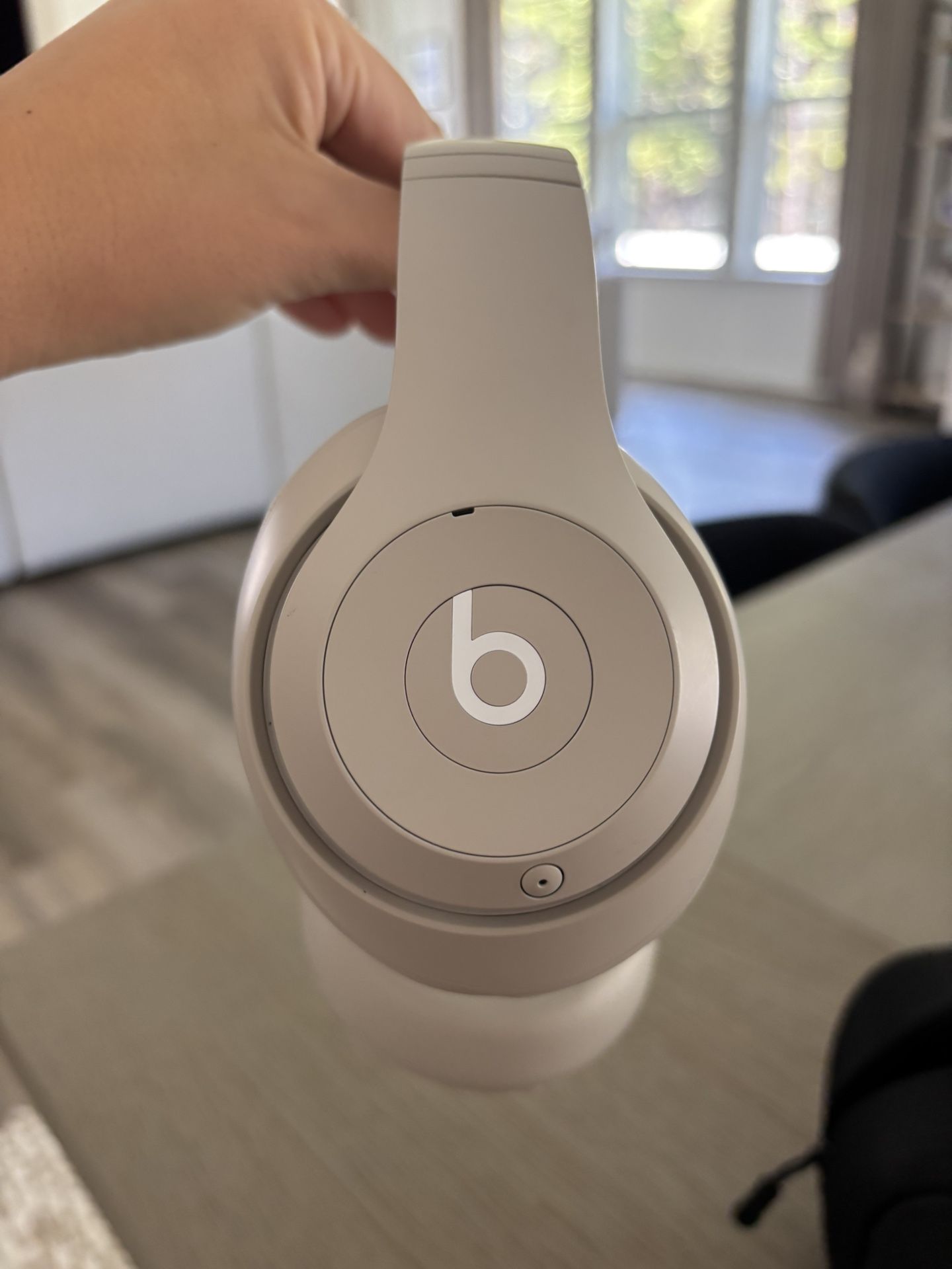 Beats Studio Pro Wireless Headphones - Sandstone