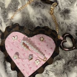 🤎💖Custom “Ruffled Heart” Handbag With Matching Key Chain/Purse Charm