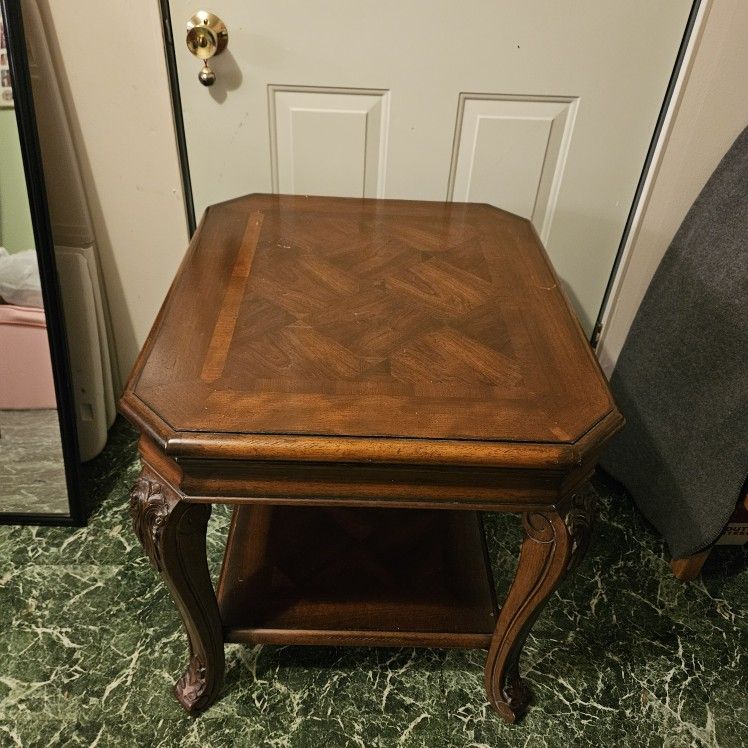 Real wood solid large endtable with bottom shelf 28" X 24" and 24.5" tall