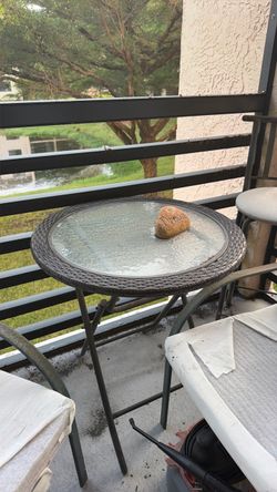 Outdoor table