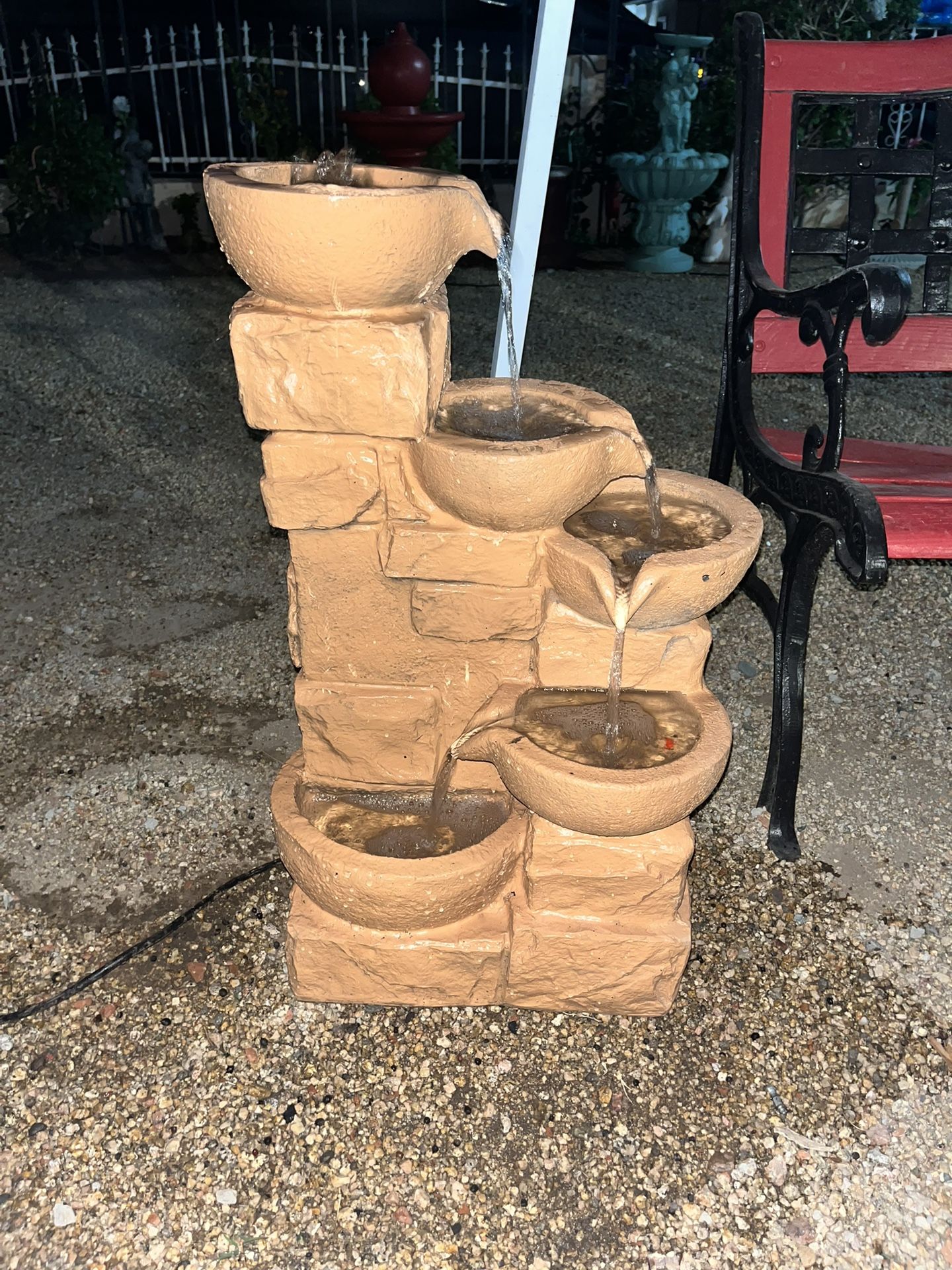 Fiberglass One-piece Water Fountain with Working Pump