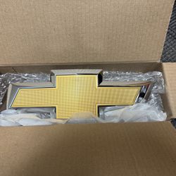 Grille Bow Tie 