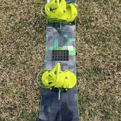 Burton Dominant Snowboard w/ Burton Bindings 