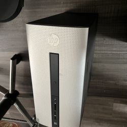 HP Pavillion Desktop i3-4170 @ 3.70 GHz 8 GB RAM 500 GB SSD Win 10 Home