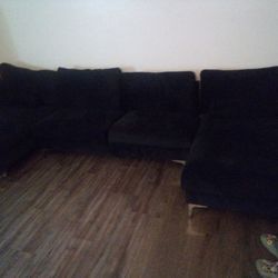 Black Sectional Sofa Couch $400 Obo