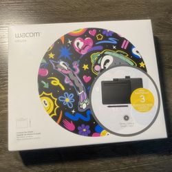 Wacom Intuos Small Graphic Drawing Tablet 