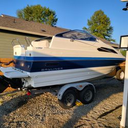 Boat Bayliner 2155 Siera Sun