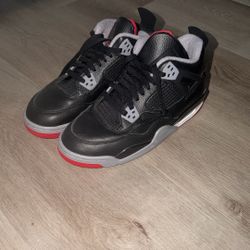 Jordan 4s. 6.5 boys