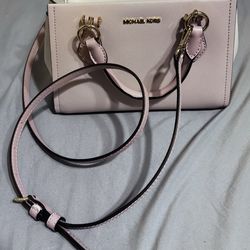 Michael Kors Crossbody Bag