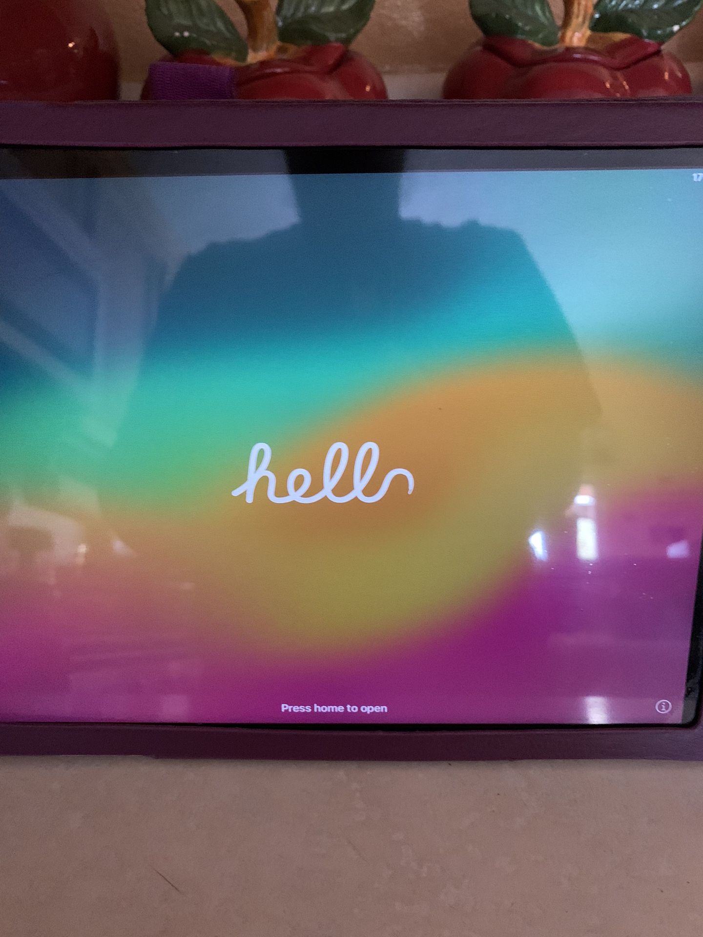 Great Apple iPad 6th Gen. 2018 - 32GB, Wi-Fi, 9.7in