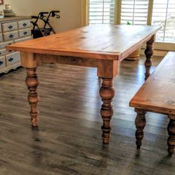 100% Wooden Customized Farmhouse Dining Tables.