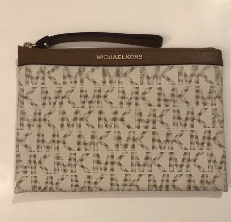 Michael Kors Wristlet/Wallet
