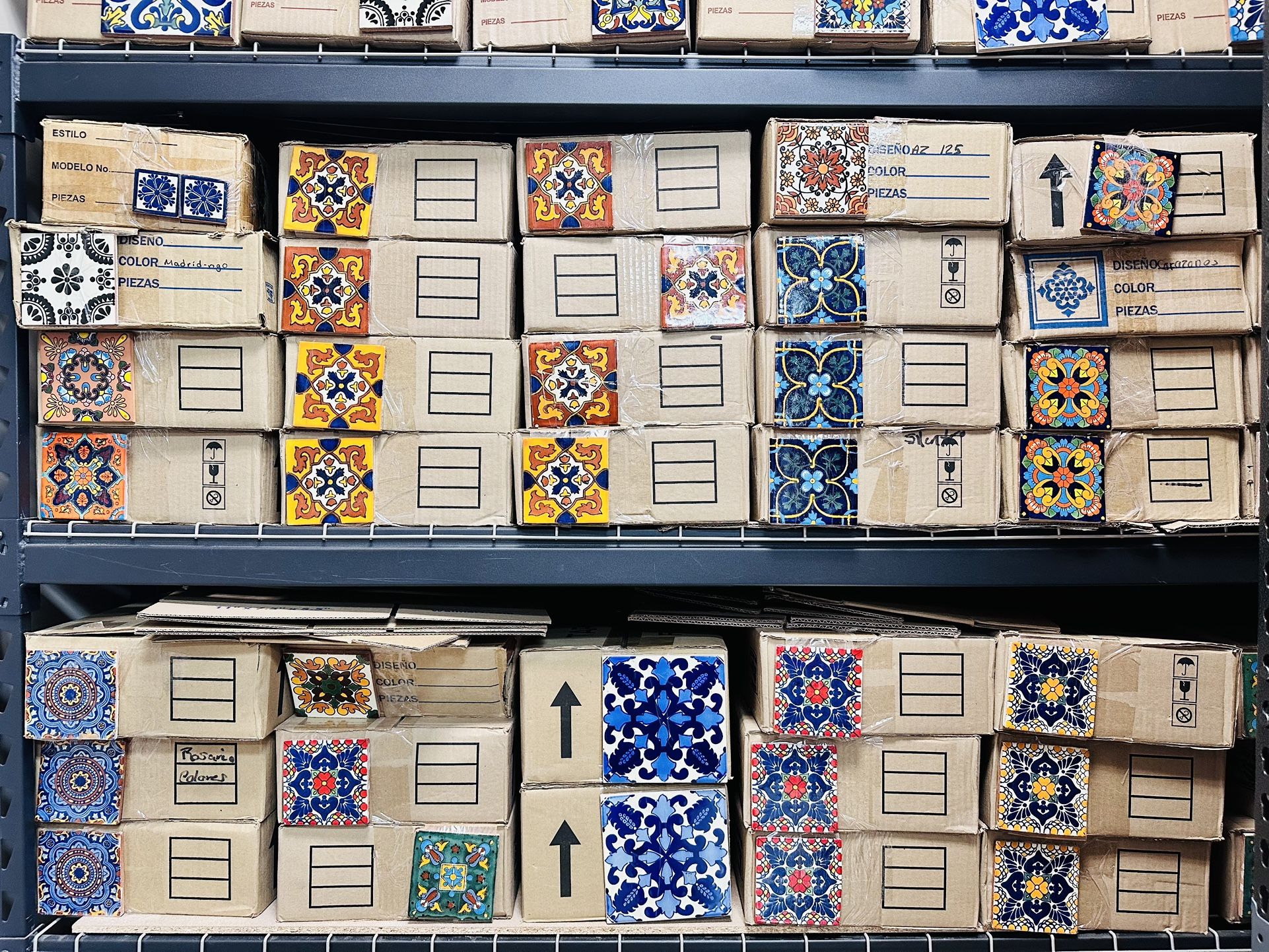 ✨Talavera 4x4 Smooth Surface Tiles✨🇲🇽Available Only @ Casa Artesanal Your Favorite Pottery Store 😉