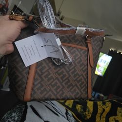 Ellen TRACY PURSE