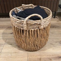 West Elm Style Woven Basket / Laundry Basket (Large)