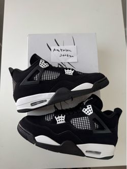 Jordan 4s