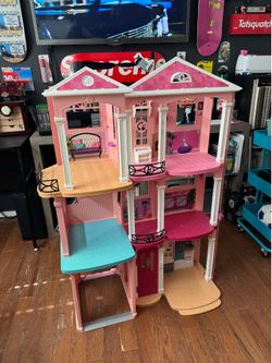 Barbie house 4ft