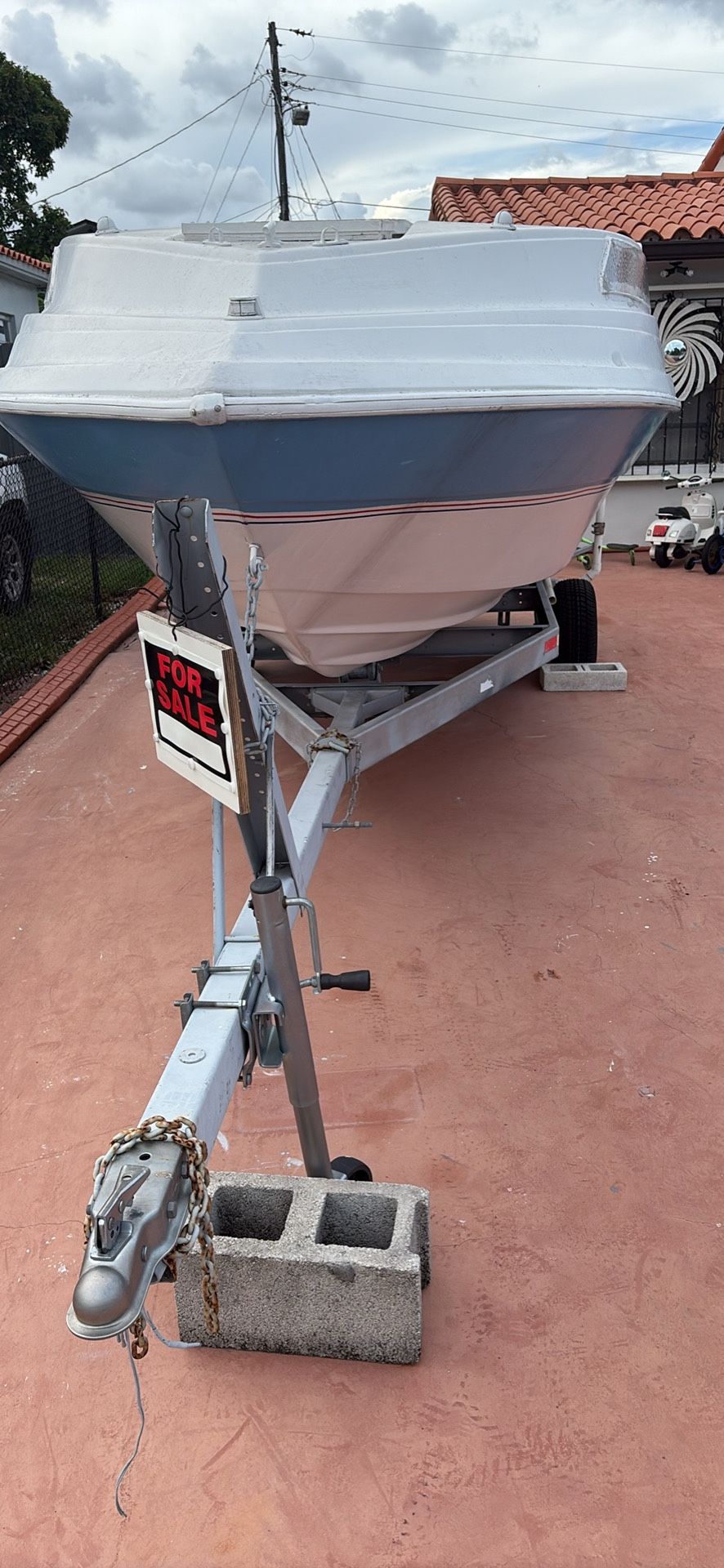 Small Boat With Trailer - For Project - Bote Pequeño Con Trailer Para Proyecto