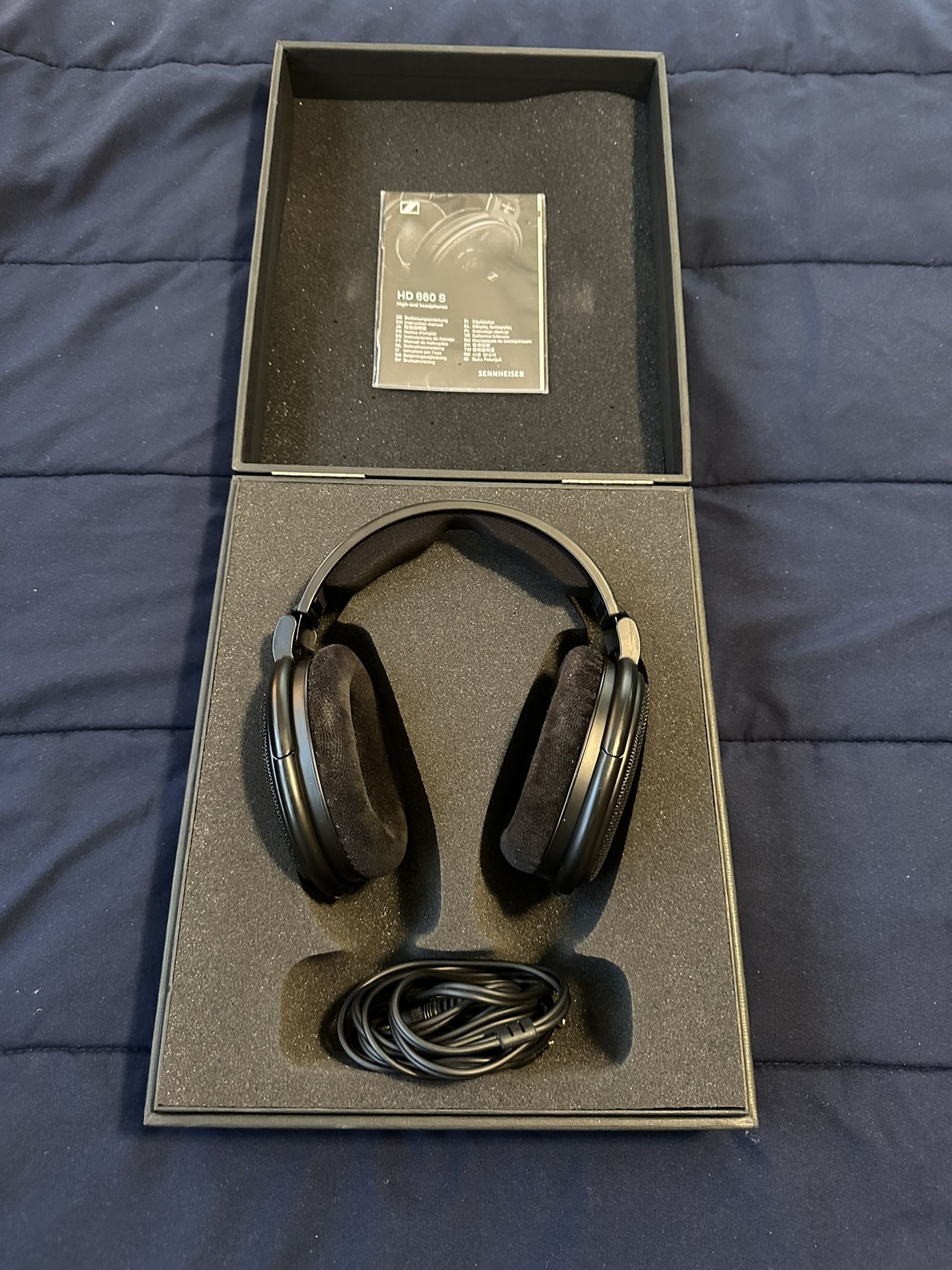 Sennheiser HD 660s Open-Back Studio Headphones