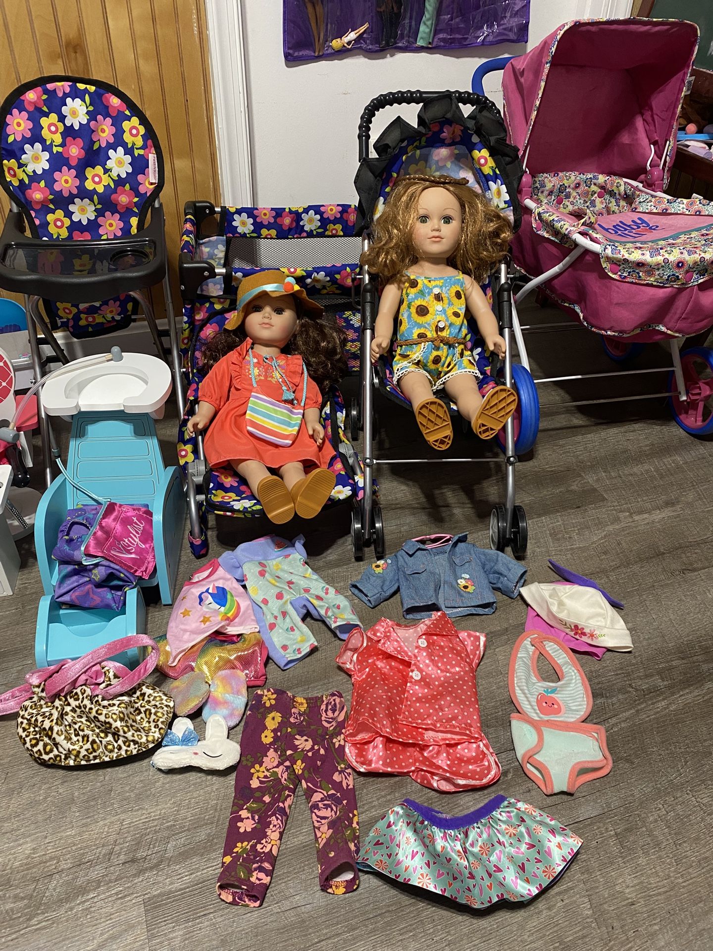 Dolls and Toy Sets with accessories