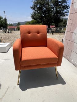 Wide Tufted Armchair in Orange