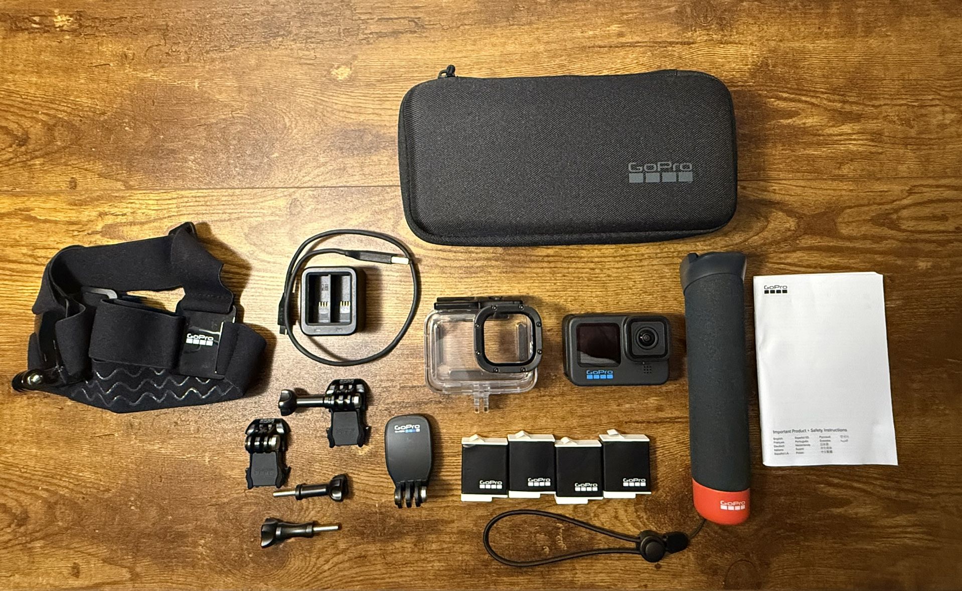 Go Pro Hero 11 Black + Accessory Bundle