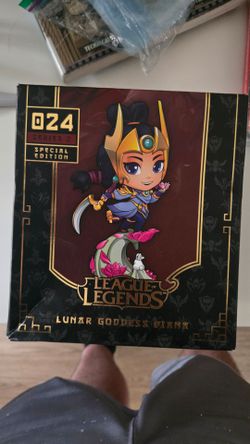 League of Legends: Lunar Goddess Diana Figure