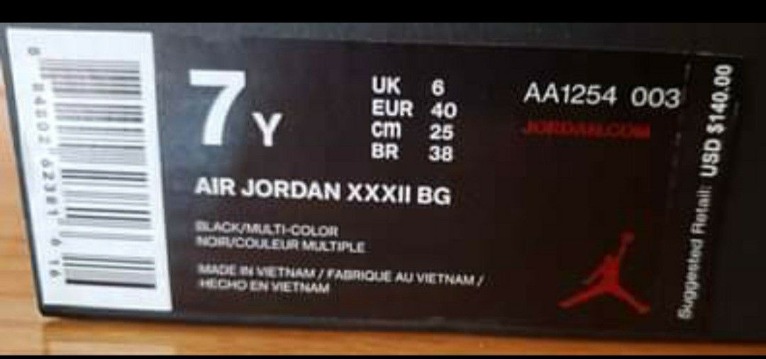 Jordan 32 Blackcat - size 7Y