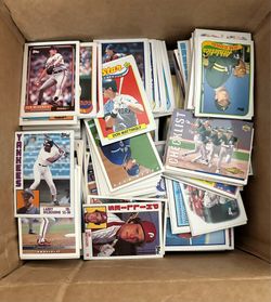 17 LBS. Box Of Unsorted Vintage Baseball Cards