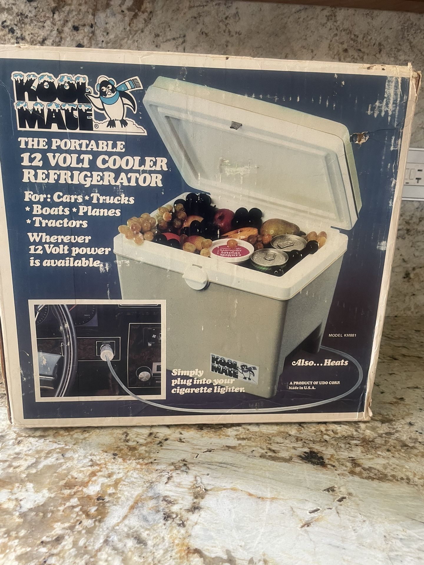 Vintage Kool Mate KM881 12 Volt Travel Cooler & Warmer -Camping, Cars, Boats, Truck Travel
